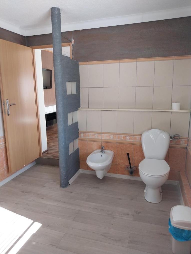 Bosman Pokoje Goscinne Mielenko Exterior foto